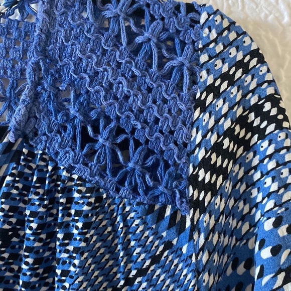 Flowy Boho Crochet Detail Split Hem Floral Maxi Dress - Picture 9 of 16